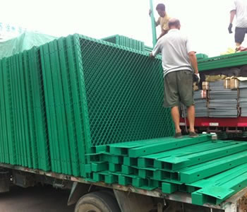 上海田小姐訂購的防眩網現已發貨